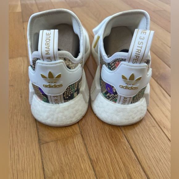 Adidas Women's NMD_R1 FX0826 Size 7.5 - Picture 5 of 10
